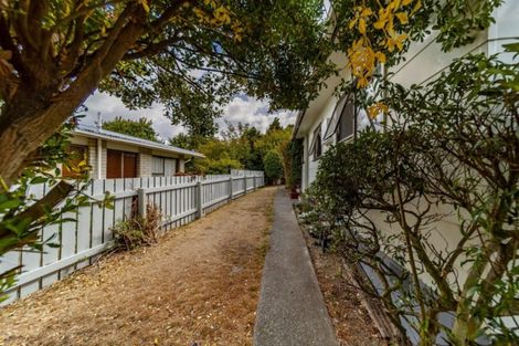 Photo of property in 18 Leeton Drive, Waipukurau, 4200