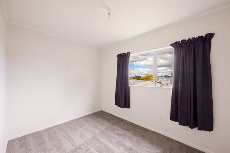 Photo of property in 55 Waverley Street, Waipawa, 4210