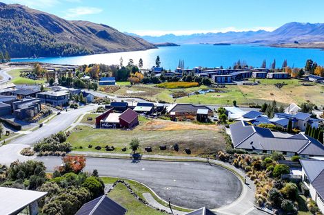 Photo of property in 2 Walter Black Place, Lake Tekapo, 7999