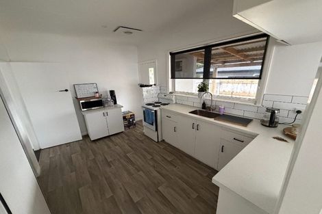 Photo of property in 30 Sheffield Street, Awapuni, Palmerston North, 4412