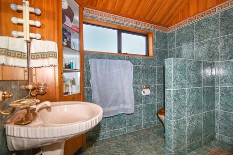 Photo of property in 15 Eastons Road, Westport, 7825