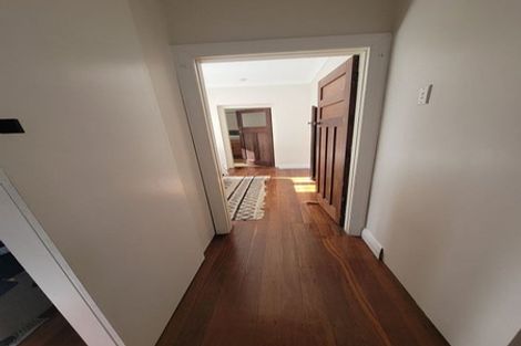 Photo of property in 212 Barnard Street, Wadestown, Wellington, 6012