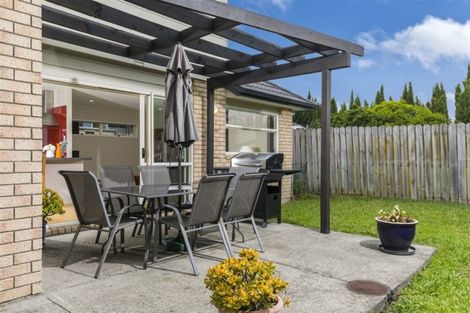 Photo of property in 74a Buscomb Avenue, Henderson, Auckland, 0610