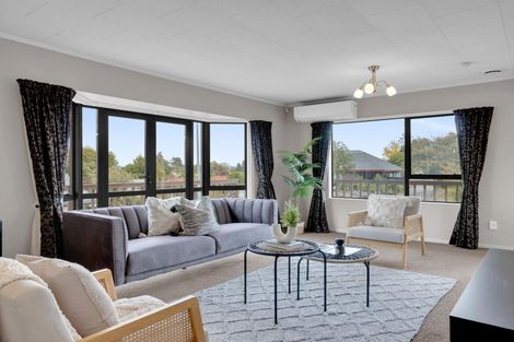 Photo of property in 57 Lansdowne Crescent, Glenview, Hamilton, 3206