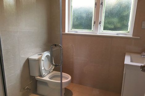 Photo of property in 50 Fruitvale Road, New Lynn, Auckland, 0600