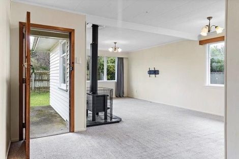 Photo of property in 6 Tait Crescent, Featherston, 5710