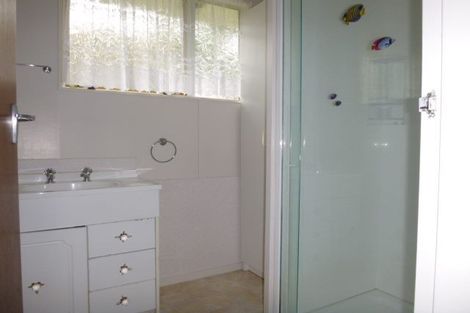 Photo of property in 12b Halyard Place, Whitby, Porirua, 5024