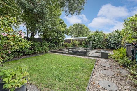 Photo of property in 413 Yaldhurst Road, Russley, Christchurch, 8042