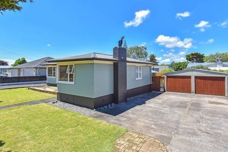 Photo of property in 9 Clendon Place, Manurewa, Auckland, 2102