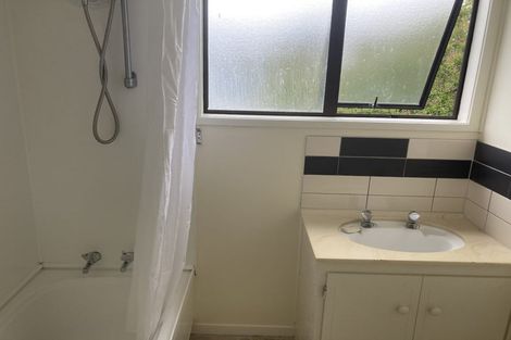 Photo of property in 67 Sunvue Road, Glen Eden, Auckland, 0602