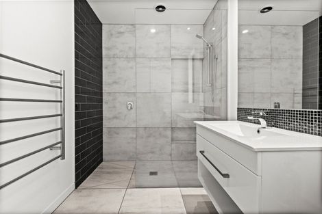 Photo of property in 11 Aparima Place, Awatoto, Napier, 4110