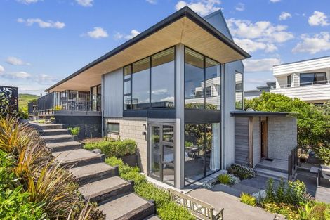 Photo of property in 15 Karekare Road, Raumati South, Paraparaumu, 5032