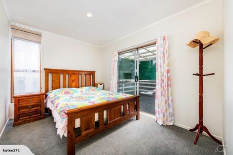 Photo of property in 1/22 Larnoch Road, Henderson, Auckland, 0610