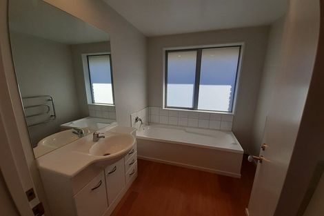 Photo of property in 120 Rolleston Drive, Rolleston, 7614