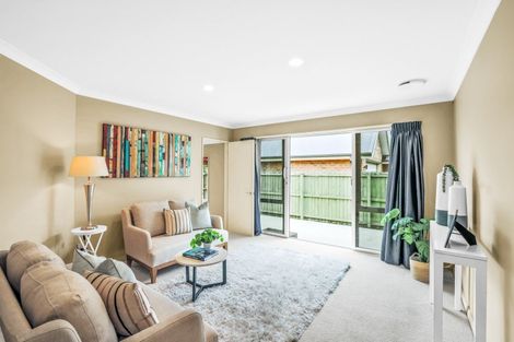 Photo of property in 24 Crombie Green, Northwood, Christchurch, 8051