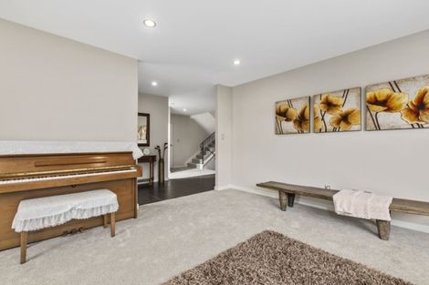 Photo of property in 64 Laurel Oak Drive, Schnapper Rock, Auckland, 0632