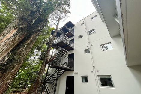 Photo of property in 4/15 Peterborough Street, Christchurch Central, Christchurch, 8013