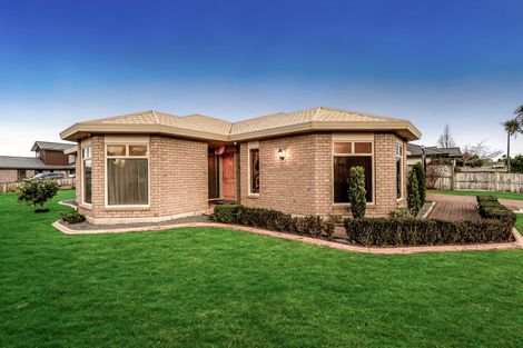 Photo of property in 22 Caversham Drive, Rototuna, Hamilton, 3210
