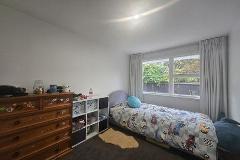 Photo of property in 10 Lucienne Place, Hillsborough, Christchurch, 8022