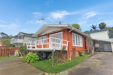 Photo of property in 46 Ayton Drive, Totara Vale, Auckland, 0629