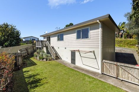 Photo of property in 14a Te Arawa Place, Welcome Bay, Tauranga, 3112