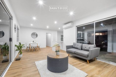 Photo of property in 32 Idlewild Avenue, Mangere, Auckland, 2022