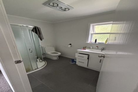 Photo of property in 107 Parkvale Road, Karori, Wellington, 6012