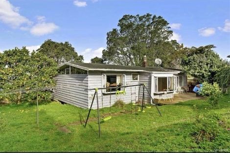Photo of property in 6 Donovan Avenue, Massey, Auckland, 0614