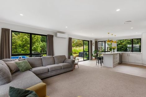 Photo of property in 76 Maire Road, Orewa, 0931