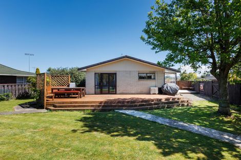 Photo of property in 7 Moyne Avenue, Milson, Palmerston North, 4414