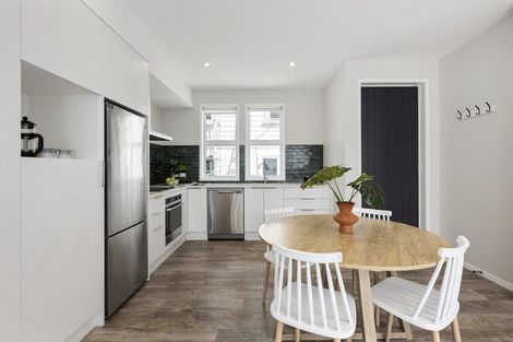 Photo of property in 146b Hanson Street, Newtown, Wellington, 6021