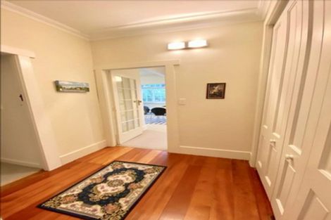 Photo of property in 145 Kelburn Parade, Kelburn, Wellington, 6012