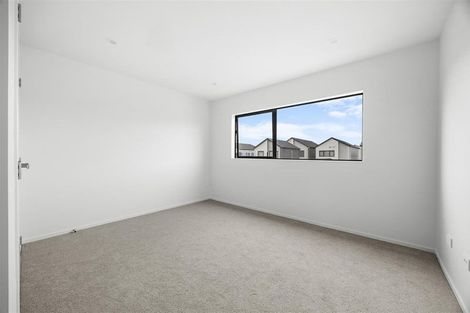 Photo of property in 67 Kairakau Street, Papakura, 2110