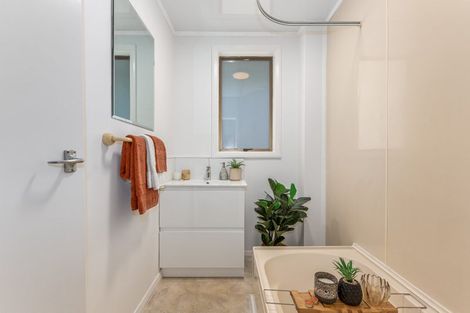 Photo of property in 2 Te Pene Avenue, Titahi Bay, Porirua, 5022