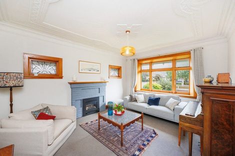 Photo of property in 15 Miro Street, Takaro, Palmerston North, 4410