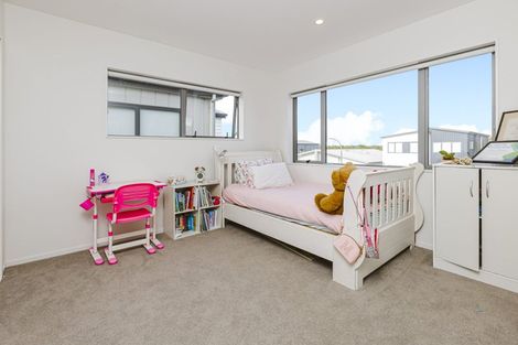 Photo of property in 65 Exmoor Road, Karaka, Papakura, 2113