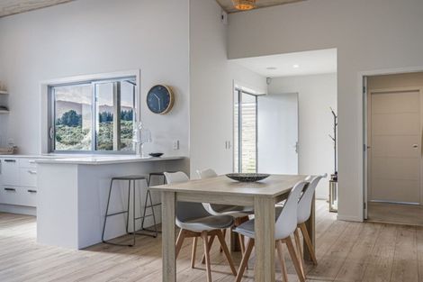 Photo of property in 3 Mirek Street, Waikanae, 5036