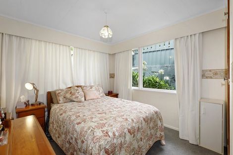 Photo of property in 27 Lord Street, Stokes Valley, Lower Hutt, 5019