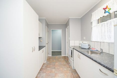 Photo of property in 54 Dunbeath Crescent, Kew, Invercargill, 9812