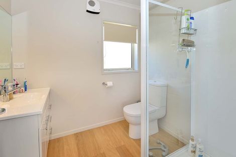 Photo of property in 44 Hatton Road, Orewa, 0931