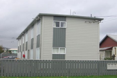 Photo of property in 2/93 Randwick Crescent, Moera, Lower Hutt, 5010