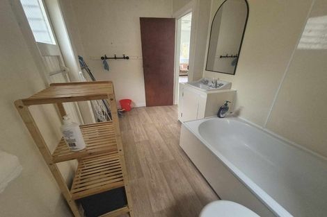 Photo of property in 21 Manuka Street, Otaki Beach, Otaki, 5512