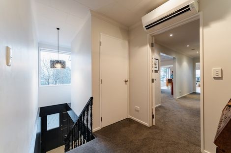 Photo of property in 8 Cove Street, Roseneath, Port Chalmers, 9023