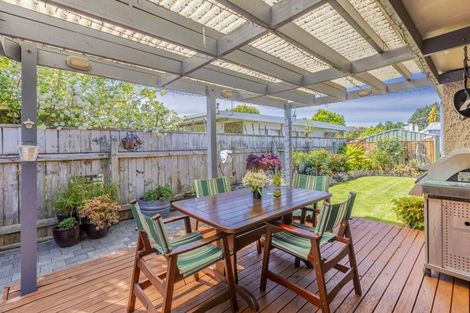 Photo of property in 2/38 Elbourne Street, Taradale, Napier, 4112