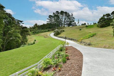 Photo of property in 100 Durey Road, Dairy Flat, Albany, 0792