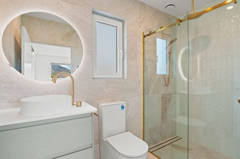 Photo of property in 22 Soudley Court, Jacks Point, Queenstown, 9371