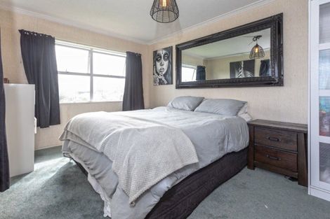 Photo of property in 320 Ocean Road, Whangamata, 3620