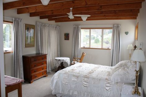 Photo of property in 5 Crossland Terrace, Lyttelton, 8082