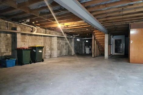 Photo of property in 148 Molesworth Street, New Plymouth, 4312