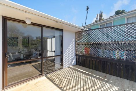 Photo of property in 16 Sarajevo Place, Massey, Auckland, 0614